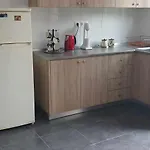 Апартаменты Tsampikas House *