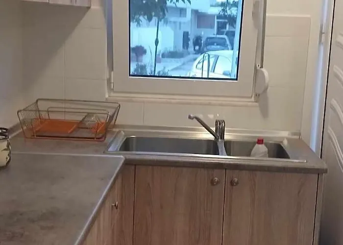 شقة Tsampikas House *