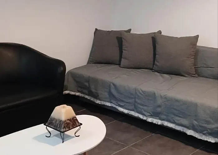 Tsampikas House شقة *